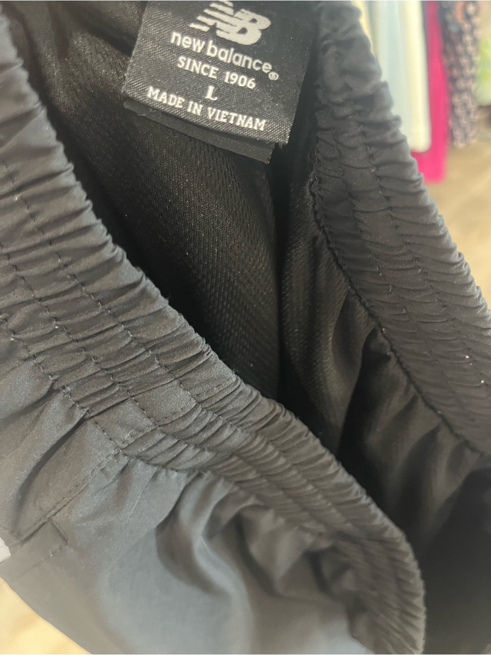 New Balance Men’s Black Reflective-Trim Training Joggers - Picture 3 of 3